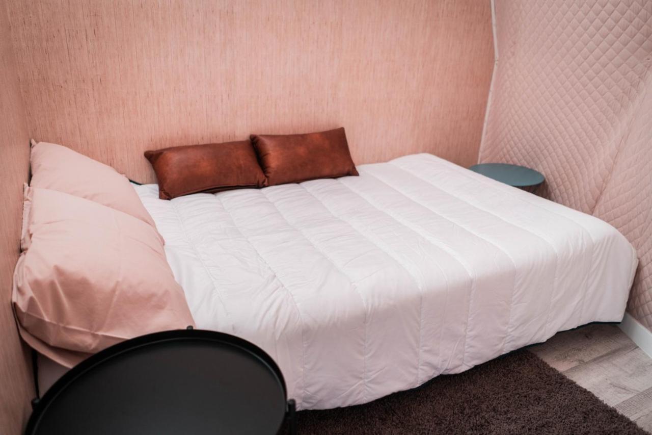 Luxury tent Guimaglamp